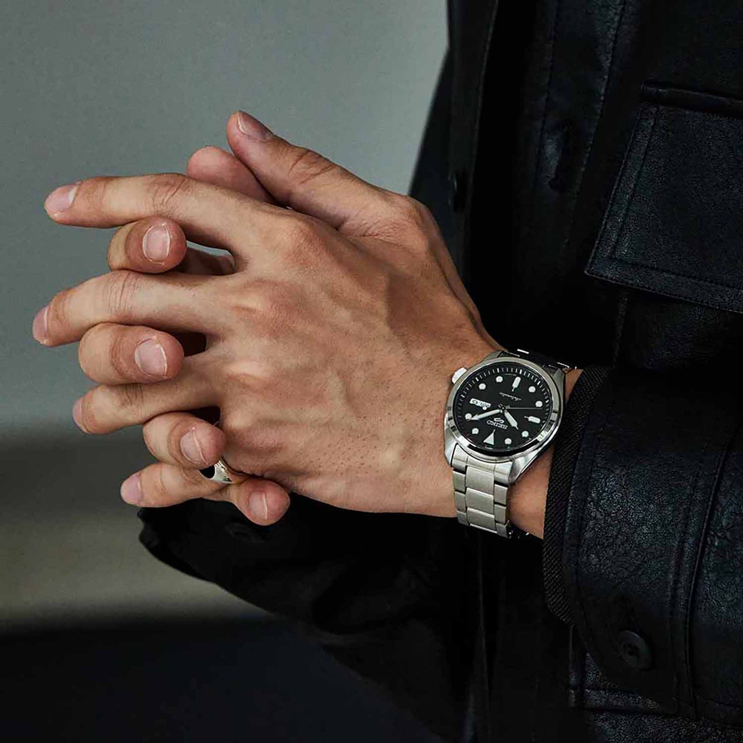 Seiko Analog Black & Stainless Steel Men's Watch SRPE55K1