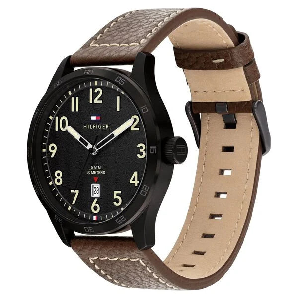 Quartz Analog with Date Black dial Leather Strap Watch for MenGender