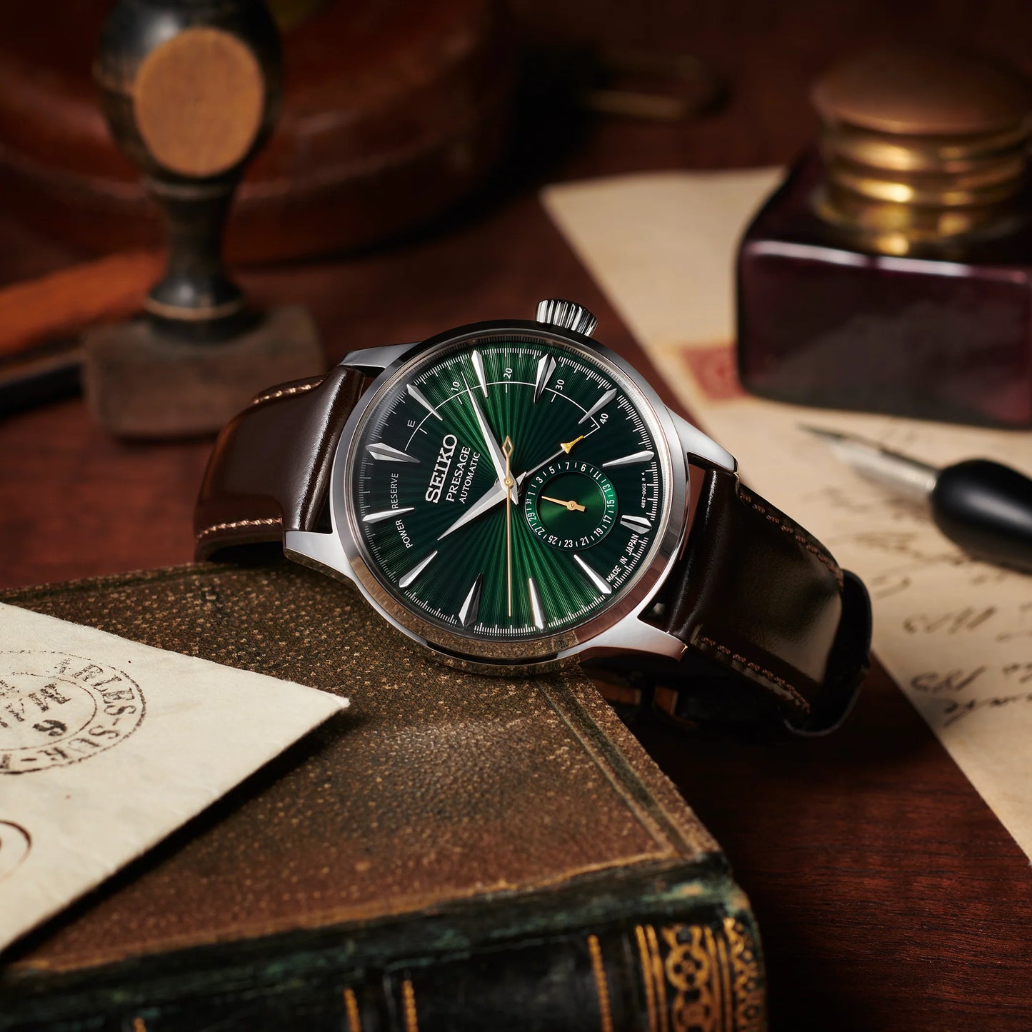 Seiko Analog green & Leather Men's Watch SSA459J1