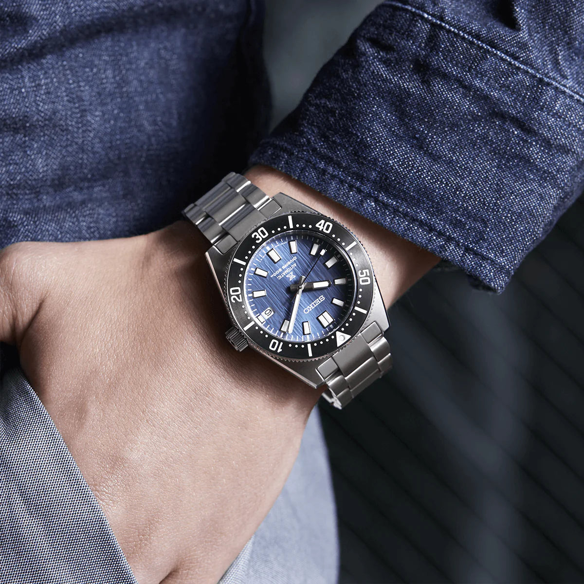 Seiko Analog Blue & Metal band Men's Watch SPB297J1