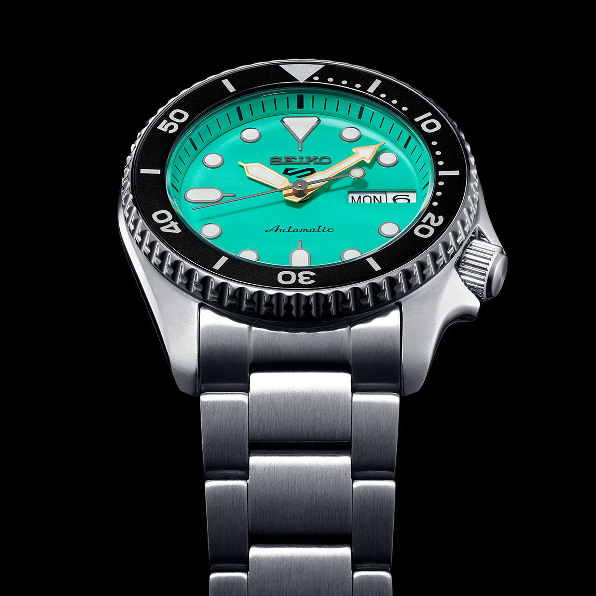 Seiko Analog sky blue & Metal band Men's Watch SRPK33K1