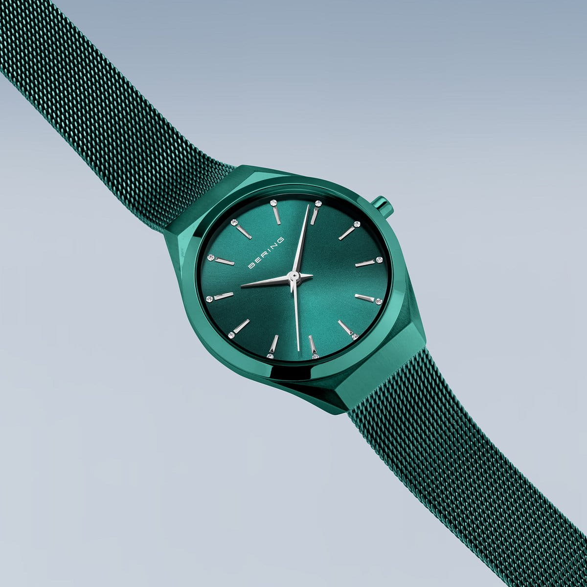 Bering Analog Green & Milanese Wowen's Watch 18729 888