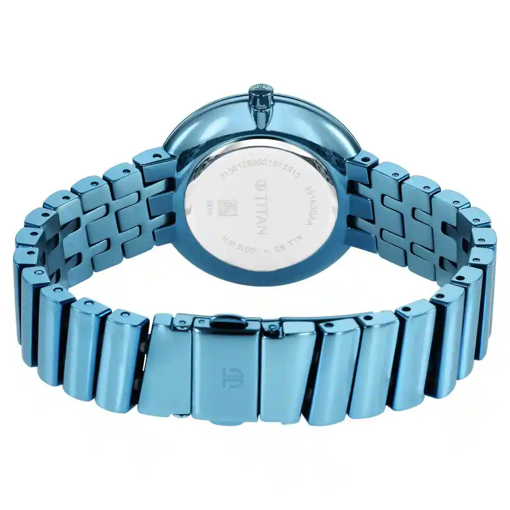 Analog Blue &  Women's Watch 95160QM01