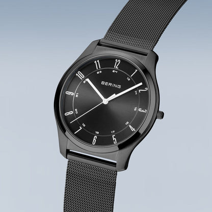 Bering Analog Black & Milanese Men's Watch 18340 222