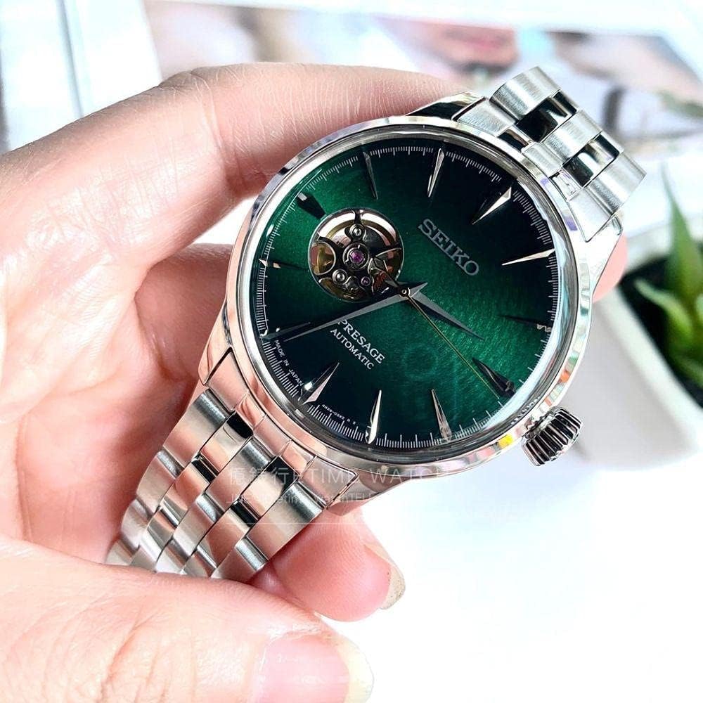 Seiko Analog green & Metal band Men's Watch SSA441J1
